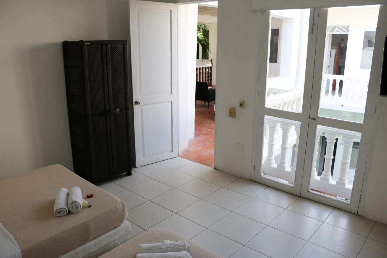 Hostal Casa Escallon Cartagena Екстер'єр фото