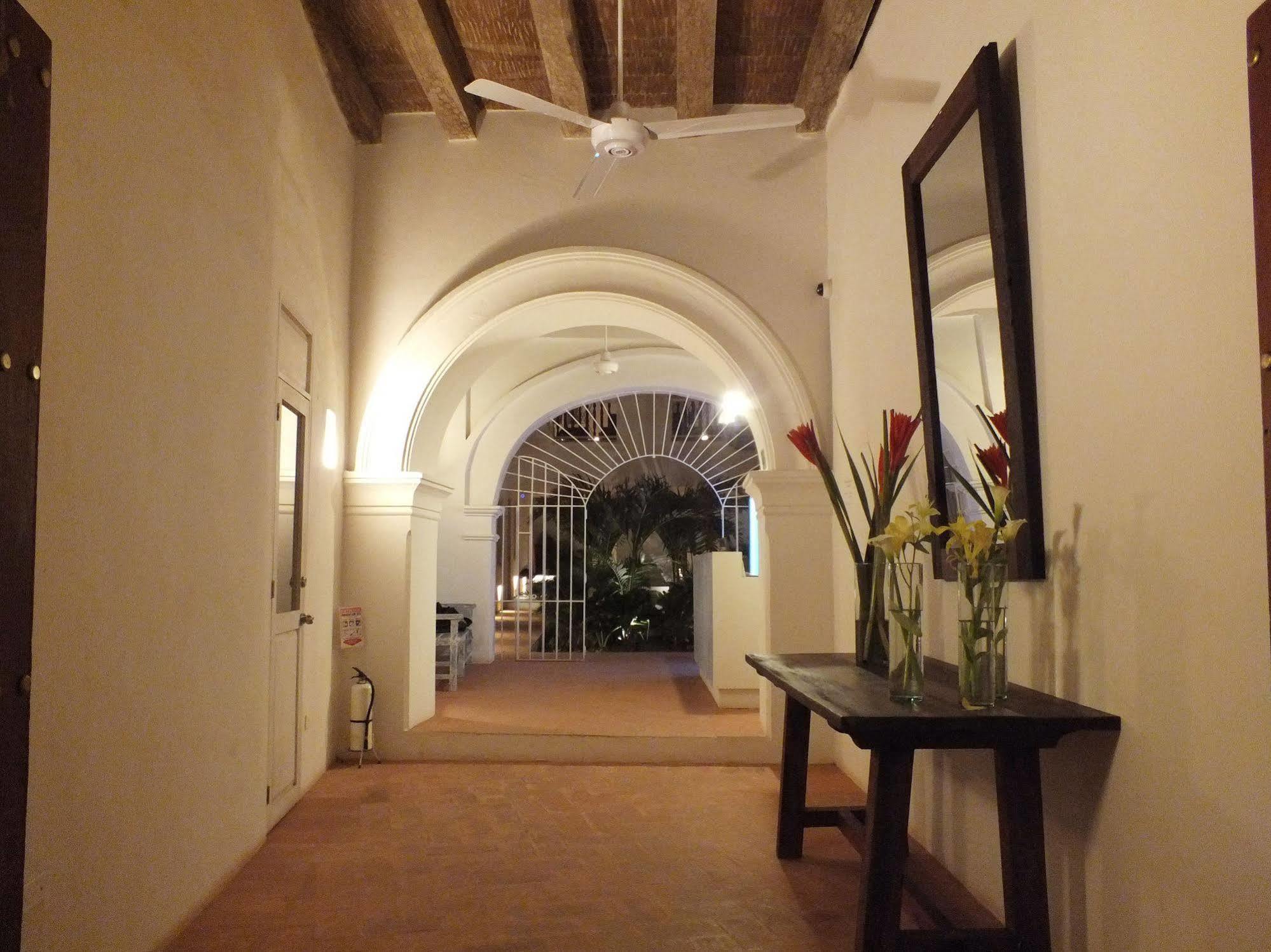 Hostal Casa Escallon Cartagena Екстер'єр фото